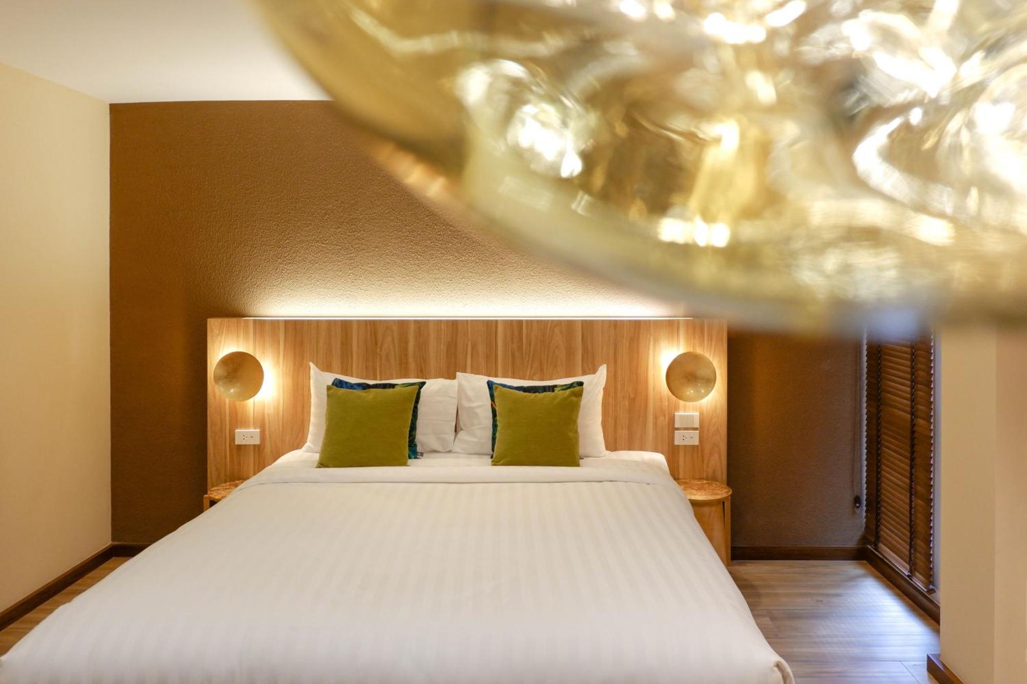 Mybed Chonburi Hotel Buitenkant foto
